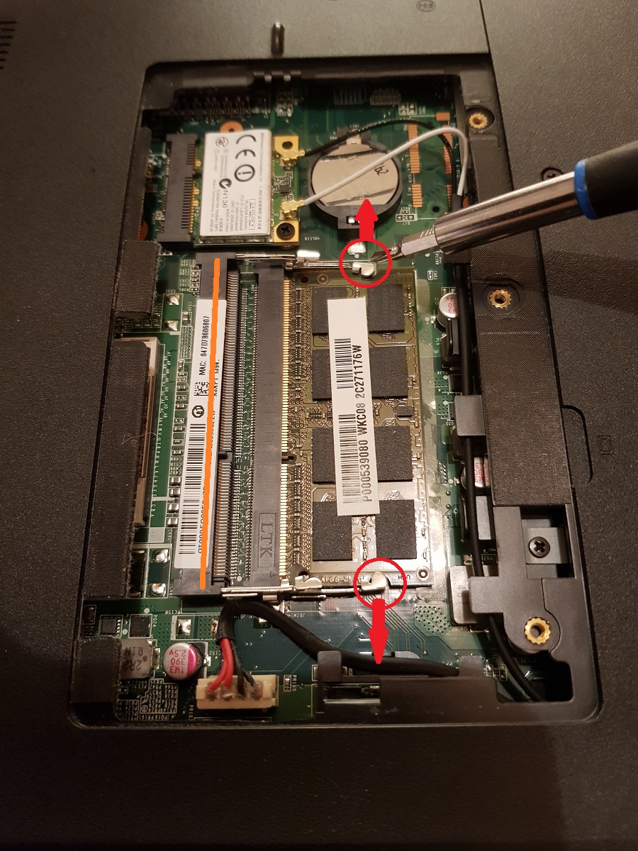 Installing new RAM memory into a laptop - Raspberryfield ...